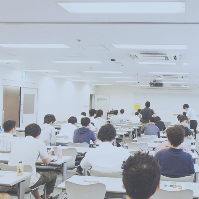 一人ひとりを大切に 「心もからだも健やかな子ども」に育てます。